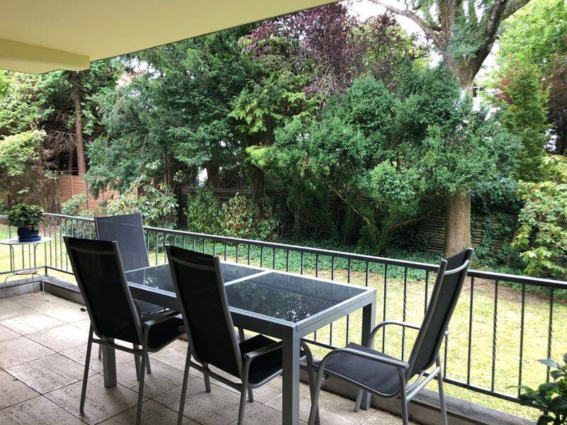 5 % Rendite in gefragter Lage – Zwei vermietete Wohnungen mit Balkonterrasse in Essen-Bredeney!, 45133 Essen (Bredeney Rüttenscheid Schuir Stadtwald)