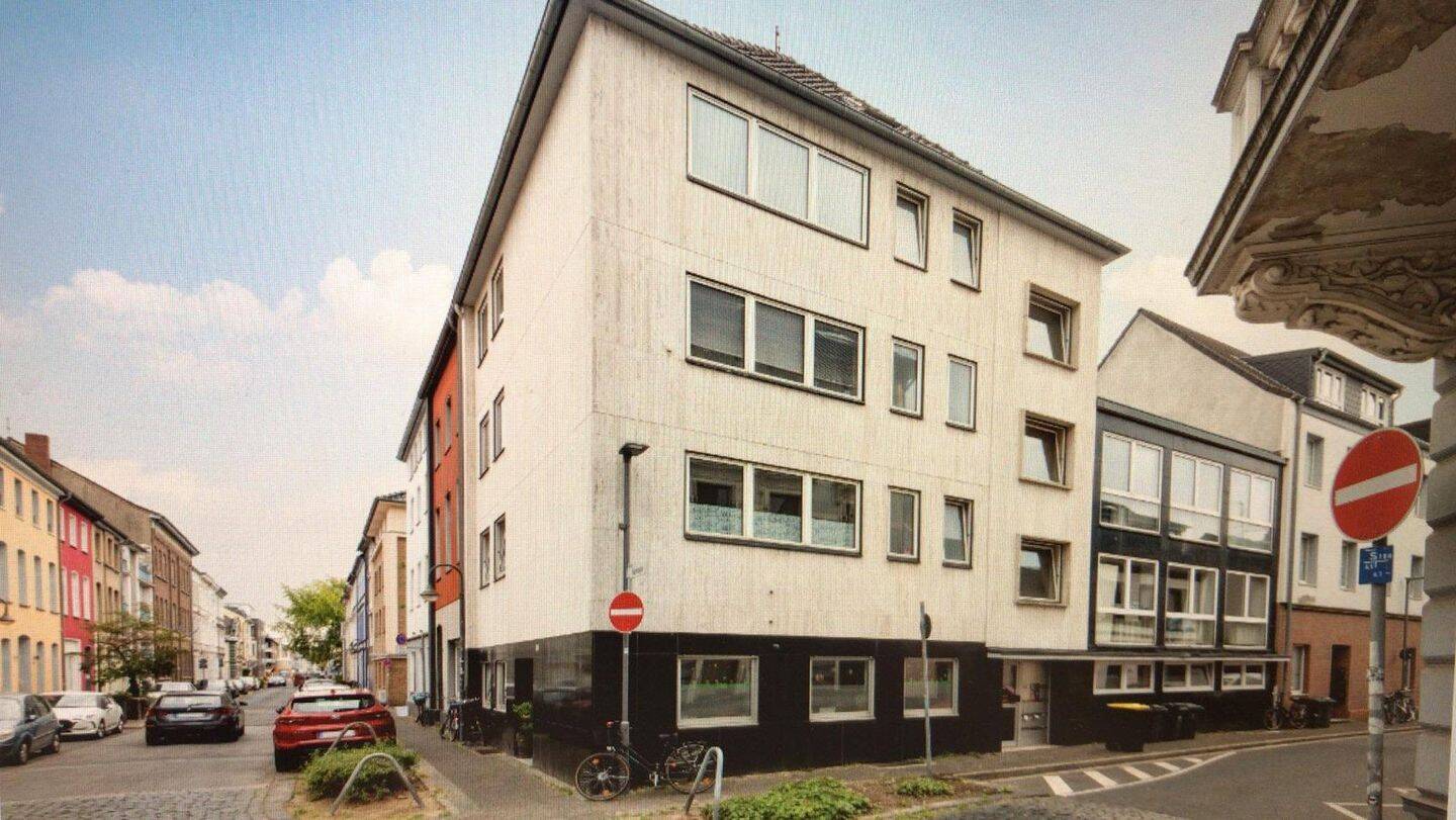 1 Zimmer Wohnung mit Einbauküche und Balkon Studenten/Singelwohnung Krefeld City, 47798 Krefeld (Cracau Dießem/Lehmheide Inrath/Kliedbruch Kempener Feld/Baakeshof Stadtmitte)