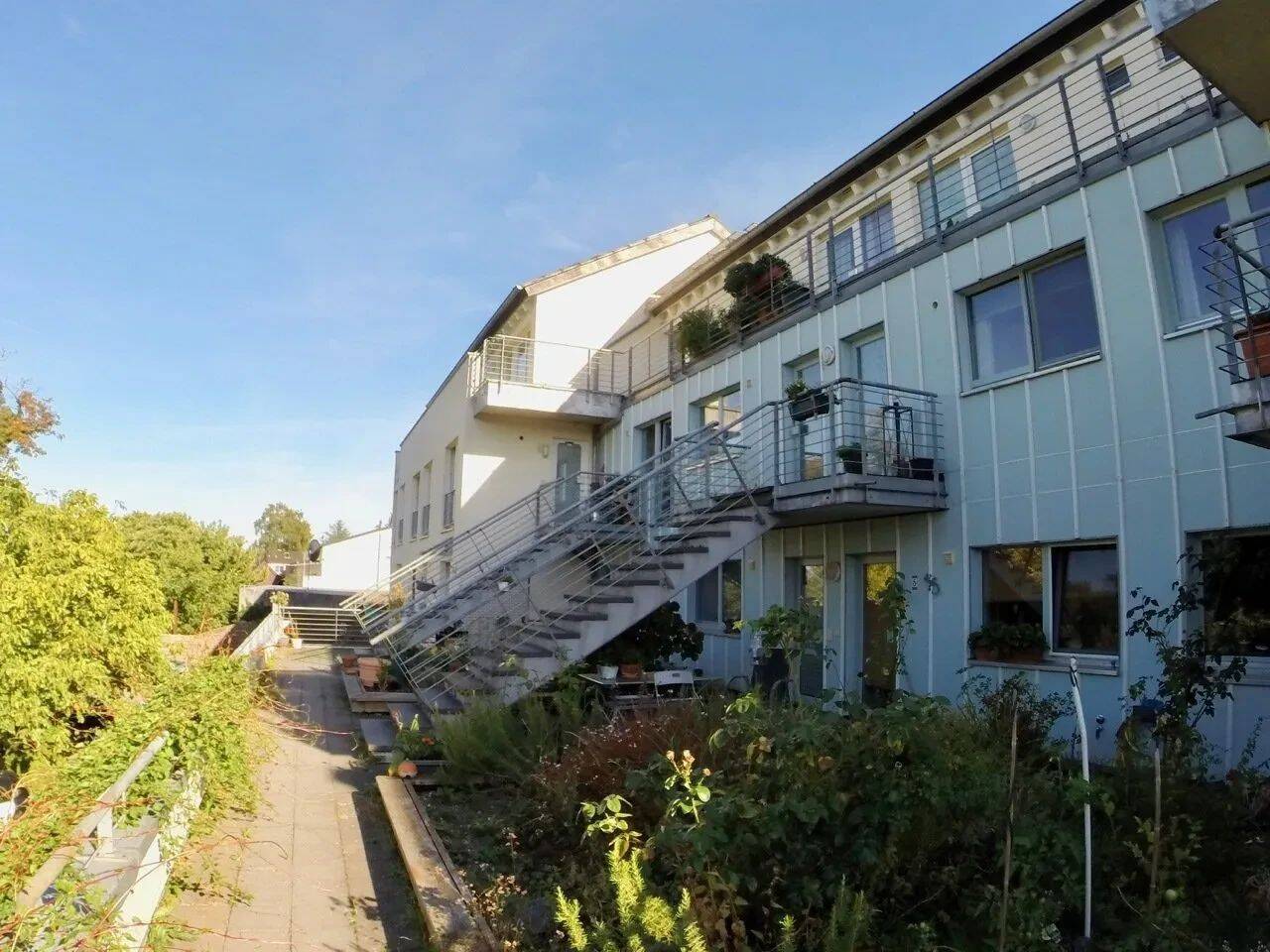 Ruhige, gut geschnittene 2 Zimmerwohnung mit eigenem Zugang und Eigengarten, 53332 Bornheim