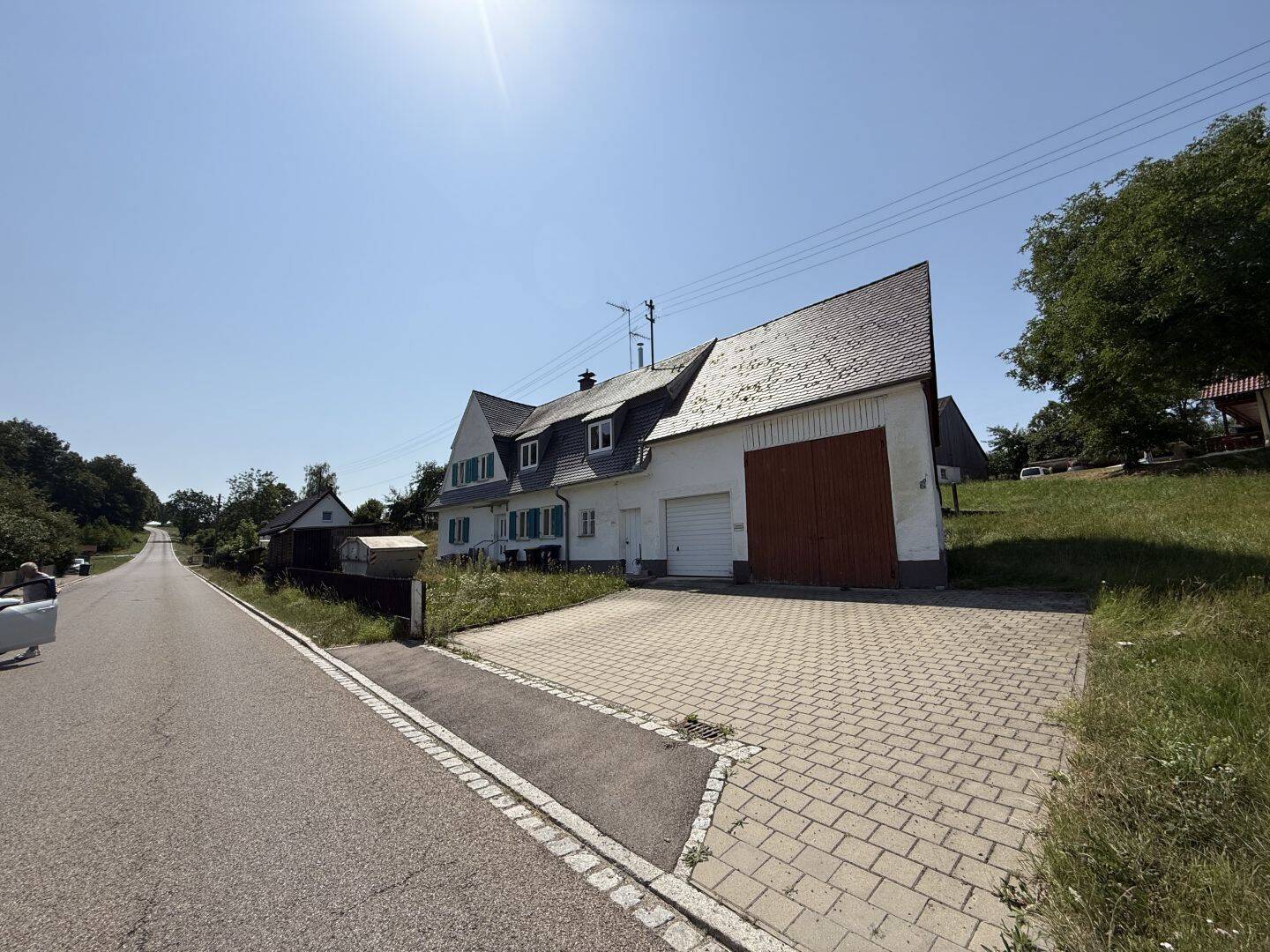 Sanierungsbedürftiges Einfamilienhaus mit großen Grundstück, 86465 Heretsried