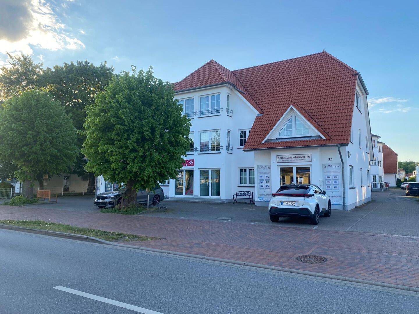 52 m² EG- Wng und 36 m² ausgebautes Souterain, in bester Lage, als Wng oder Gewerbe + Apartm. nutzbar., 18181 Graal-Müritz (Torfbrücke)
