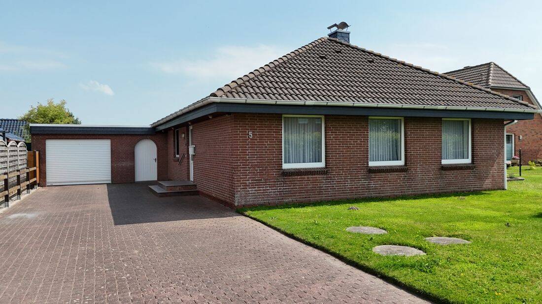 Idyllische Feldrandlage! Bungalow mit zwei Terrassen und Garage, 25761 Oesterdeichstrich
