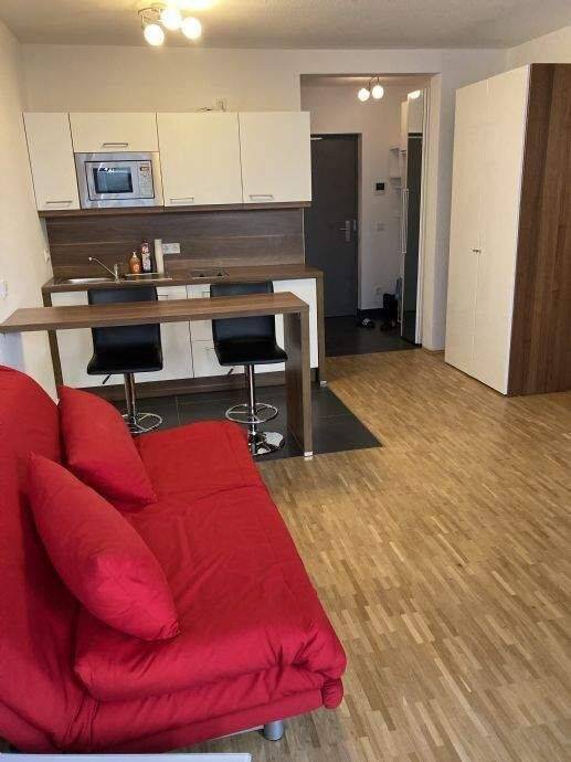 91052 Erlangen-Innenstadt – möbliertes Managerappartement mit Terrasse, 91052 Erlangen (Anger Erlangen-Ost Erlangen-Süd Innenstadt)