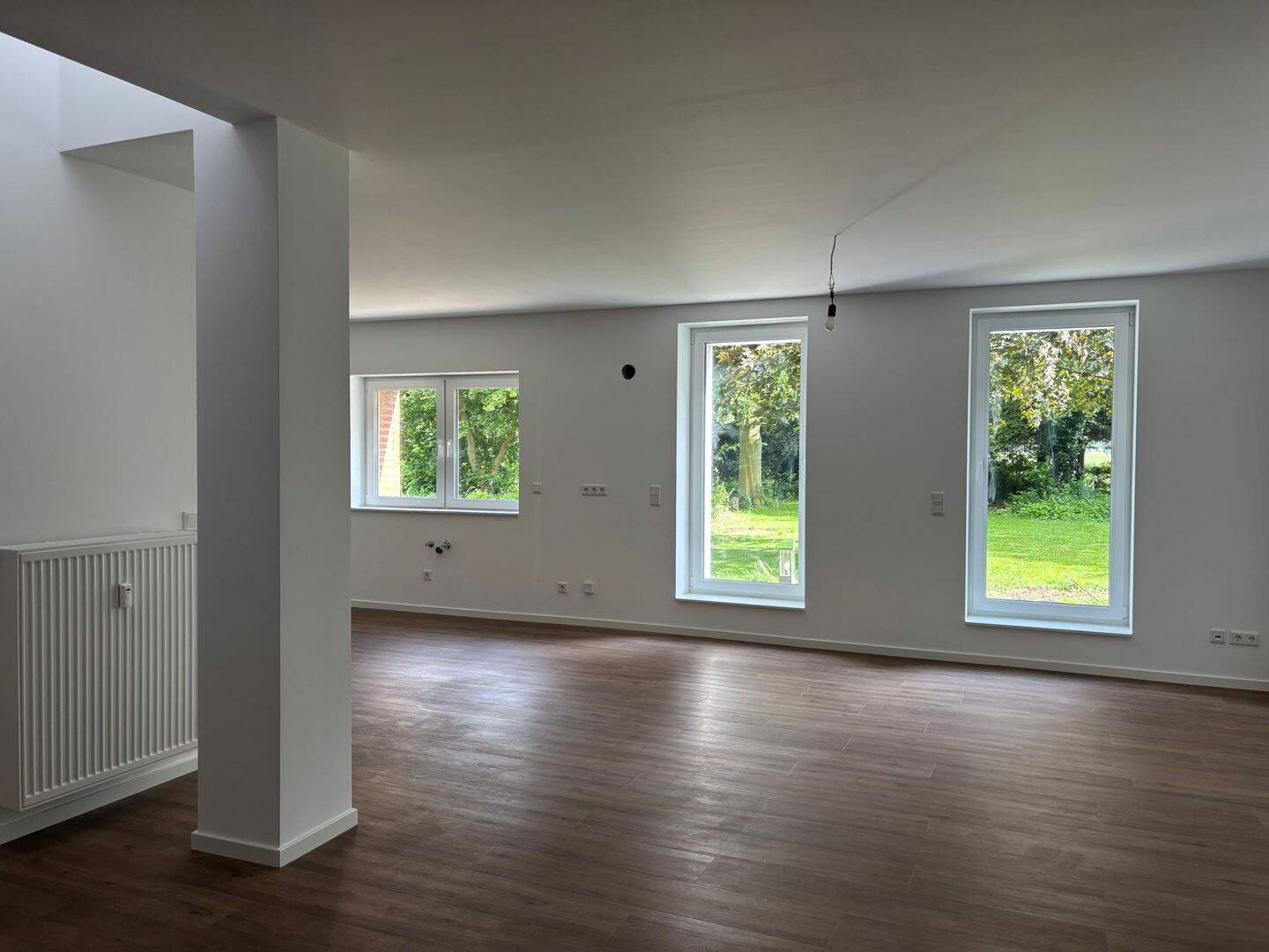 Idyllisches Wohnen im Grünen: Frisch sanierte 3-Zimmer-Traumwohnung auf Reiterhof, 47877 Willich