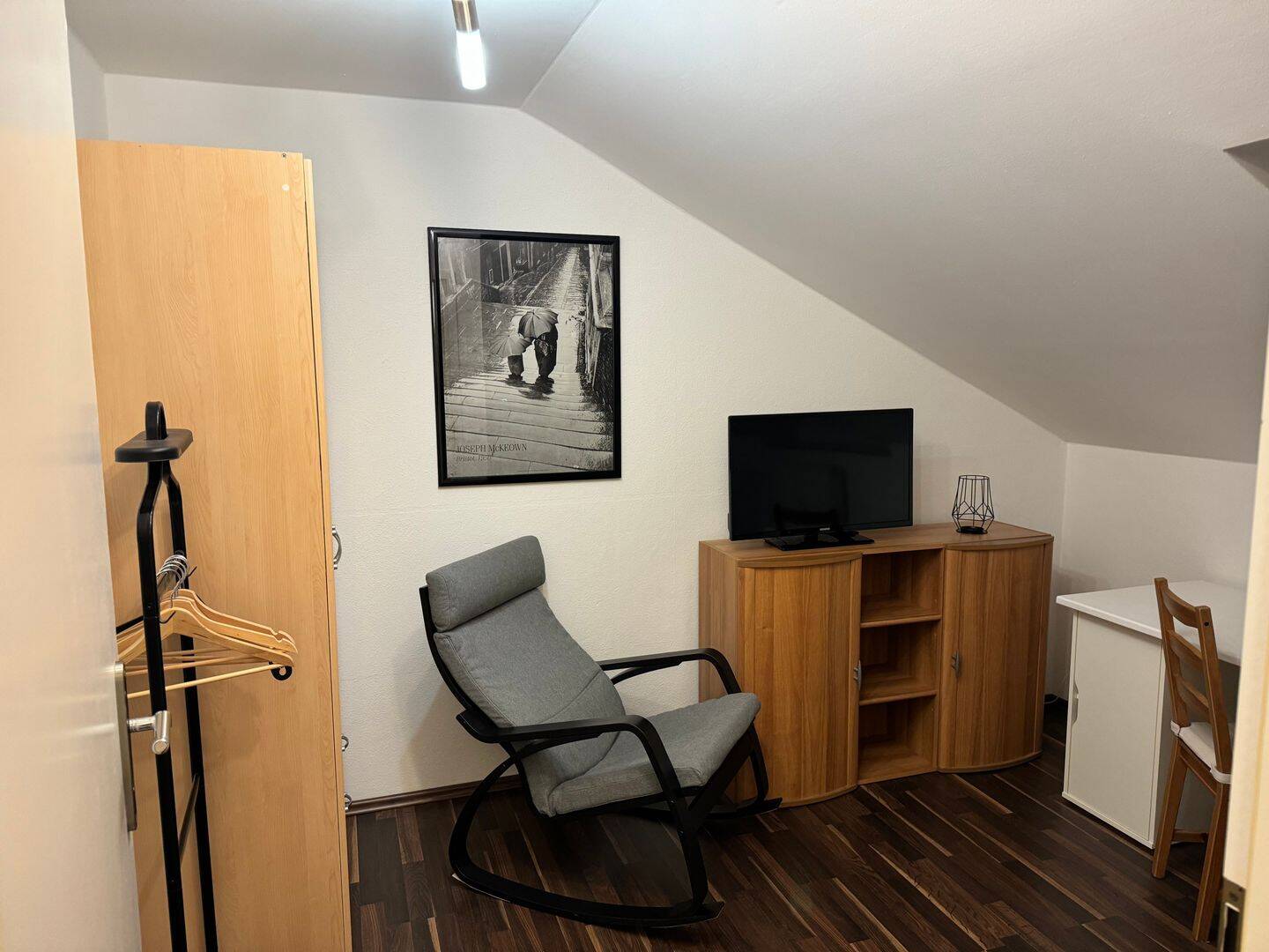 Möbliertes Zimmer in netter 3er-WG, sehr gute Lage, 86529 Schrobenhausen