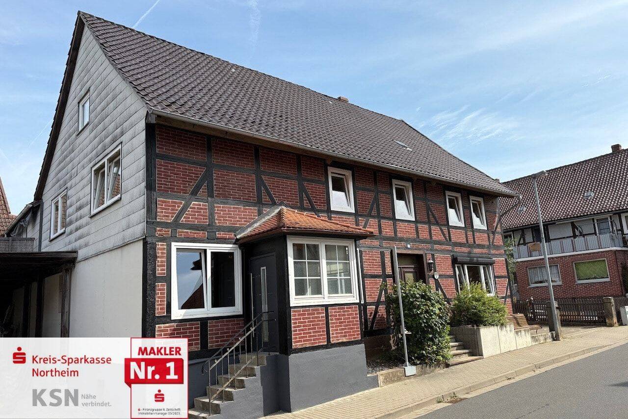 Zweifamilienhaus mit Anbau, Innenhof und Garten in Sebexen!, 37589 Kalefeld