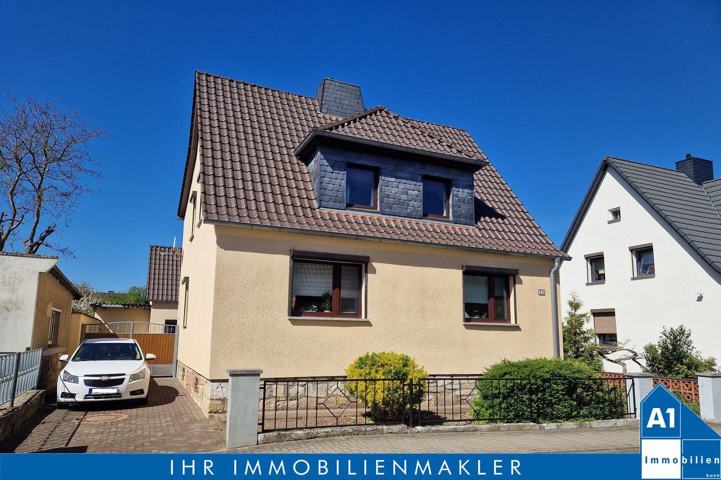Freistehendes Einfamilienhaus in Querfurt mit Garten, Pool und Garage, 6268 Querfurt
