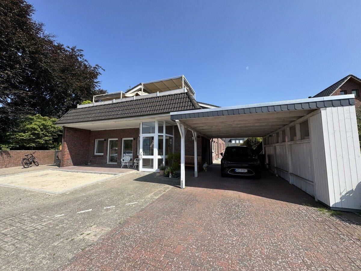 Moderne 3-Zimmer-EG-Wohnung mit 20m² XXL-Terrasse, Fußbodenheizung & Carport / Kernsaniert, 26180 Rastede