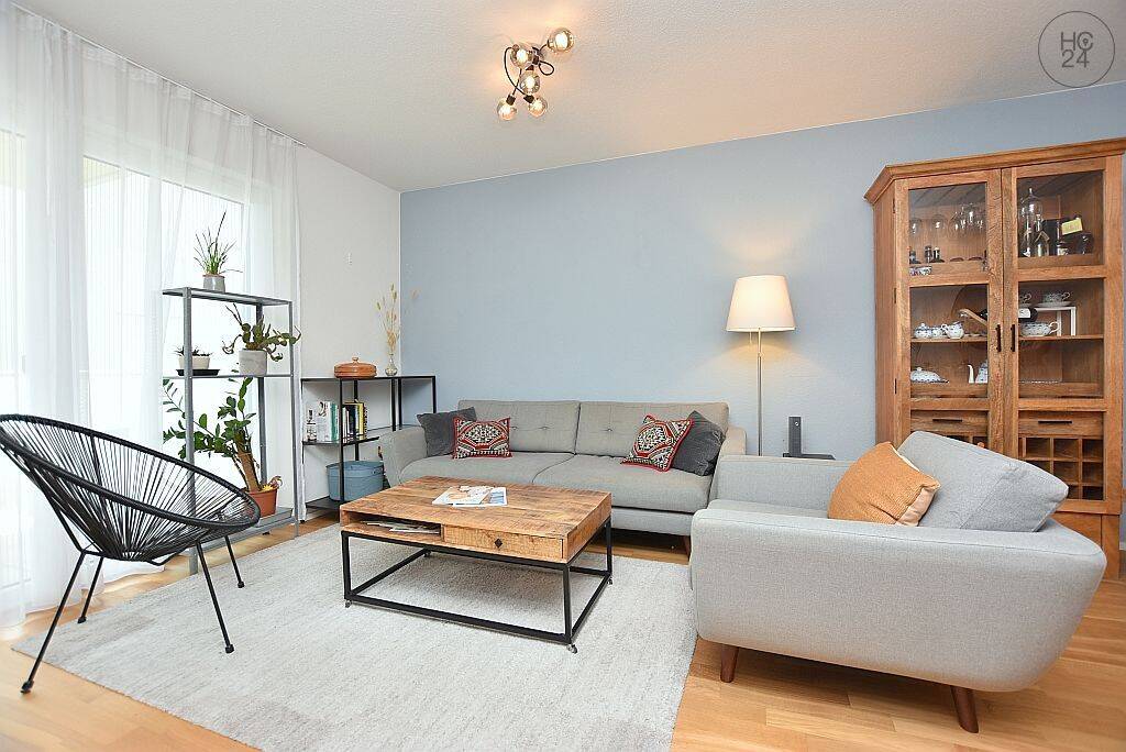 Modern möblierte 3-Zimmer Wohnung mit Balkon und Tiefgarage in Korntal, 70825 Korntal-Münchingen
