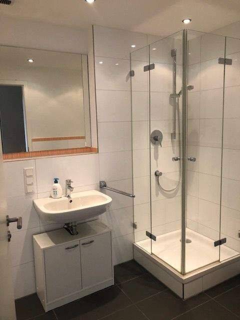 STUDENTEN/AZUBIS – helles 1 Zimmer Appartment möbliert – 90478 Nürnberg, 90478 Nürnberg (Dutzendteich Gleißhammer Glockenhof Sankt Peter Zerzabelshof)