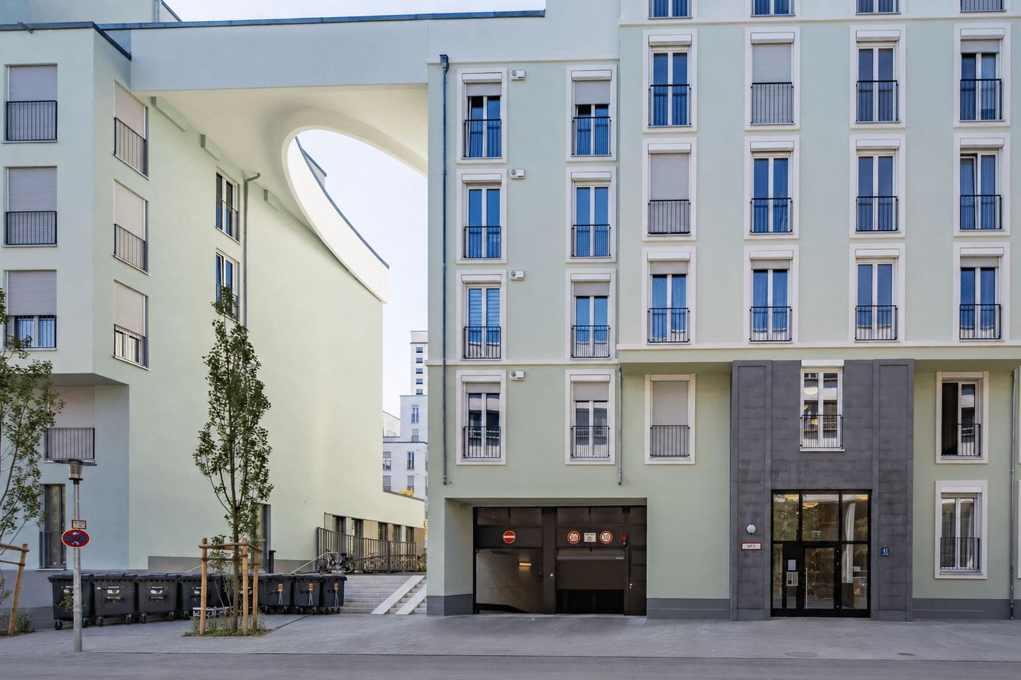 Wunderschöne große 3-Zimmer-Wohnung mit Dachterrasse in München, 80809 München (Milbertshofen-Am Hart Neuhausen-Nymphenburg Schwabing-West)