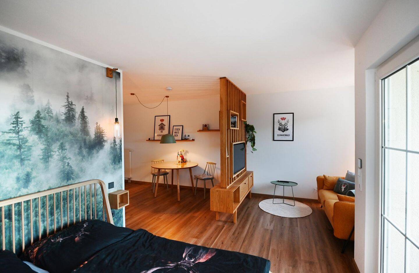 Charmante & möblierte 1-Zimmer-Wohnung mit Terrasse auf dem Kniebis, 72250 Freudenstadt