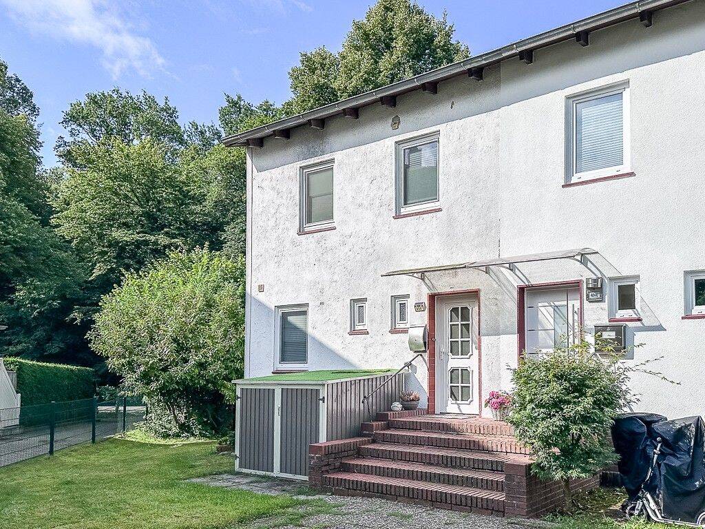 Anlageobjekt: vermietetes Reihenhaus in ruhiger Lage, 22149 Hamburg (Wandsbek Rahlstedt Tonndorf)