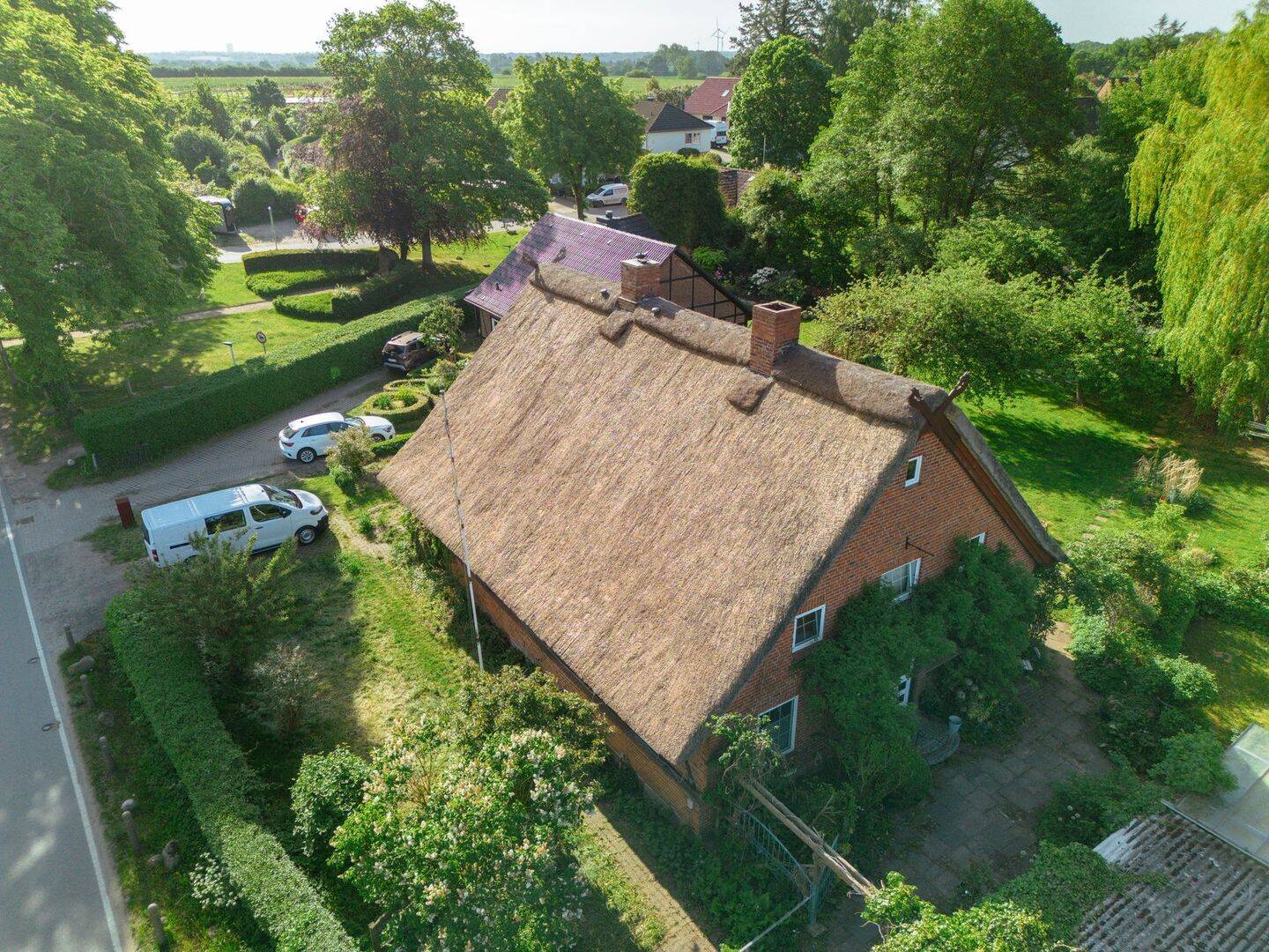 Charmantes Reetdachhaus mit zusätzlichem Baugrundstück in Groß Timmendorf, 23669 Timmendorfer Strand