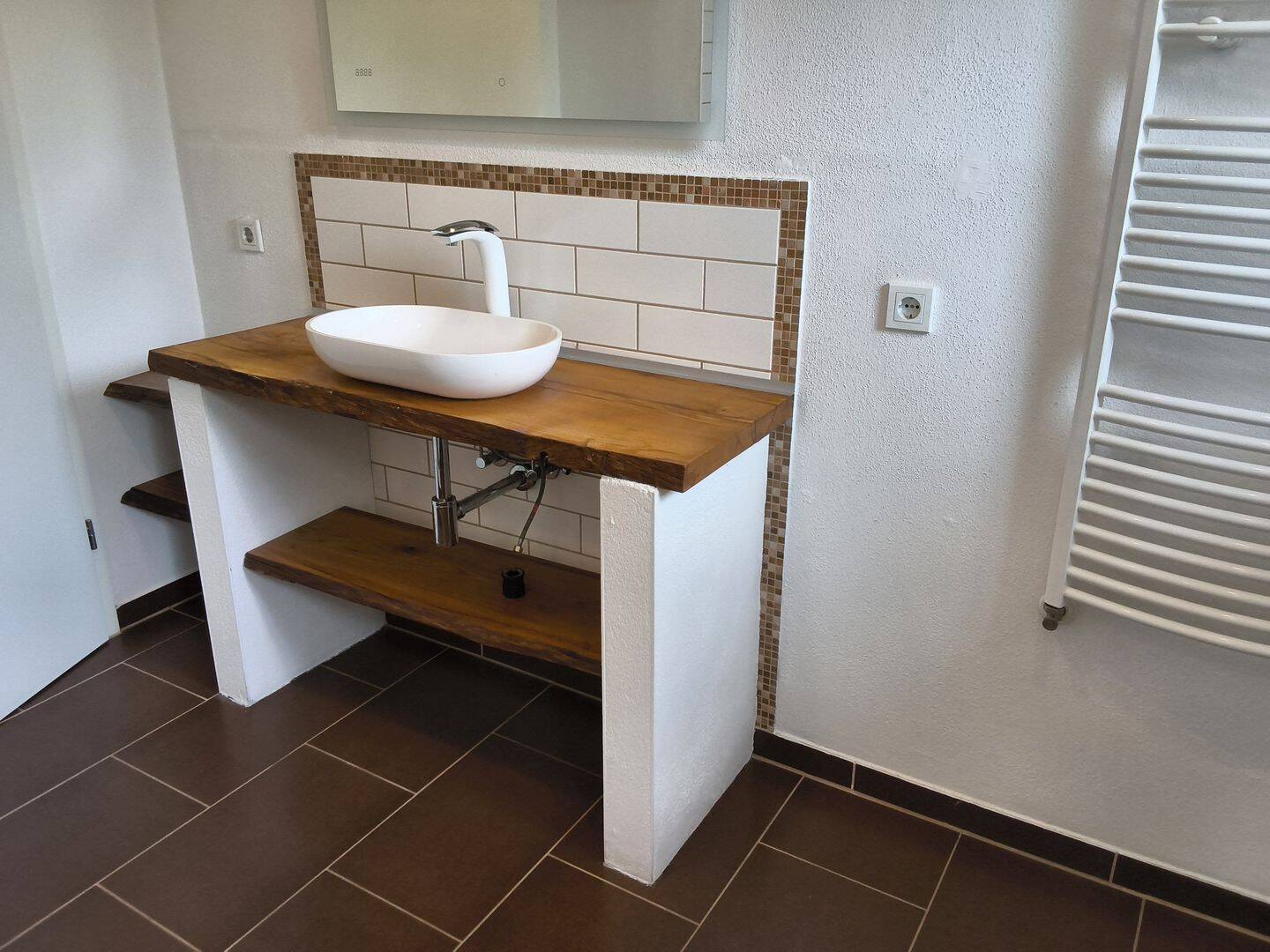 Vermiete 4,5 Zimmer Wohnung, 90592 Schwarzenbruck