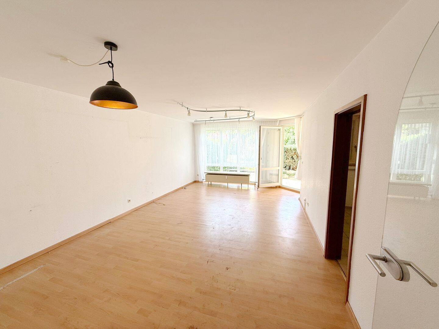 Sonnige 2-Zimmer EG-Wohnung mit Terrasse in Kornwestheim zu verkaufen, 70806 Kornwestheim