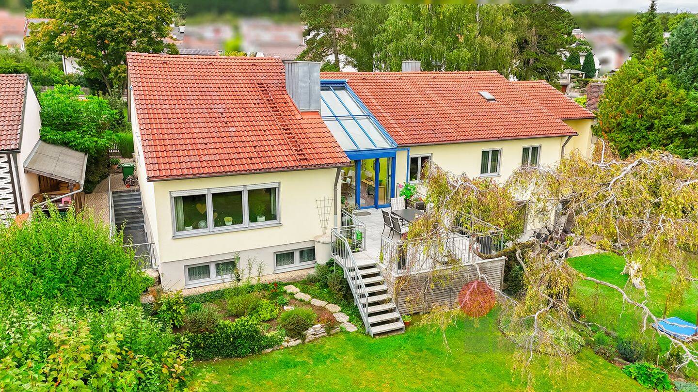 Idyllische gelegenes Einfamilienhaus mit herrlichem Garten und Weitblick nahe Eichstätt-Zentrum., 85072 Eichstätt