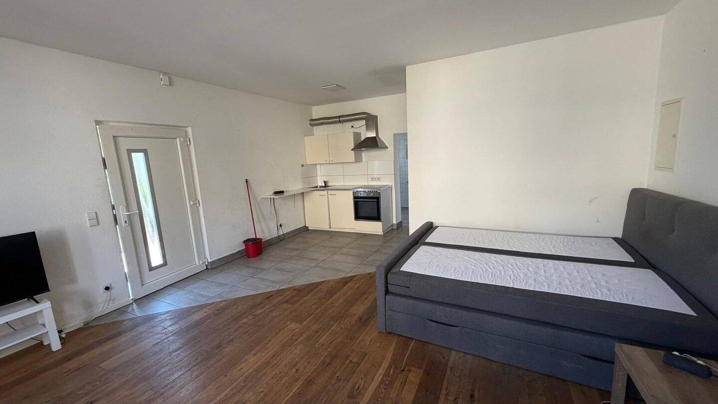 Stilvolle 1-Zimmer-Wohnung in entschleunigter Lage, 70329 Stuttgart (Hedelfingen Obertürkheim Rohracker Uhlbach)