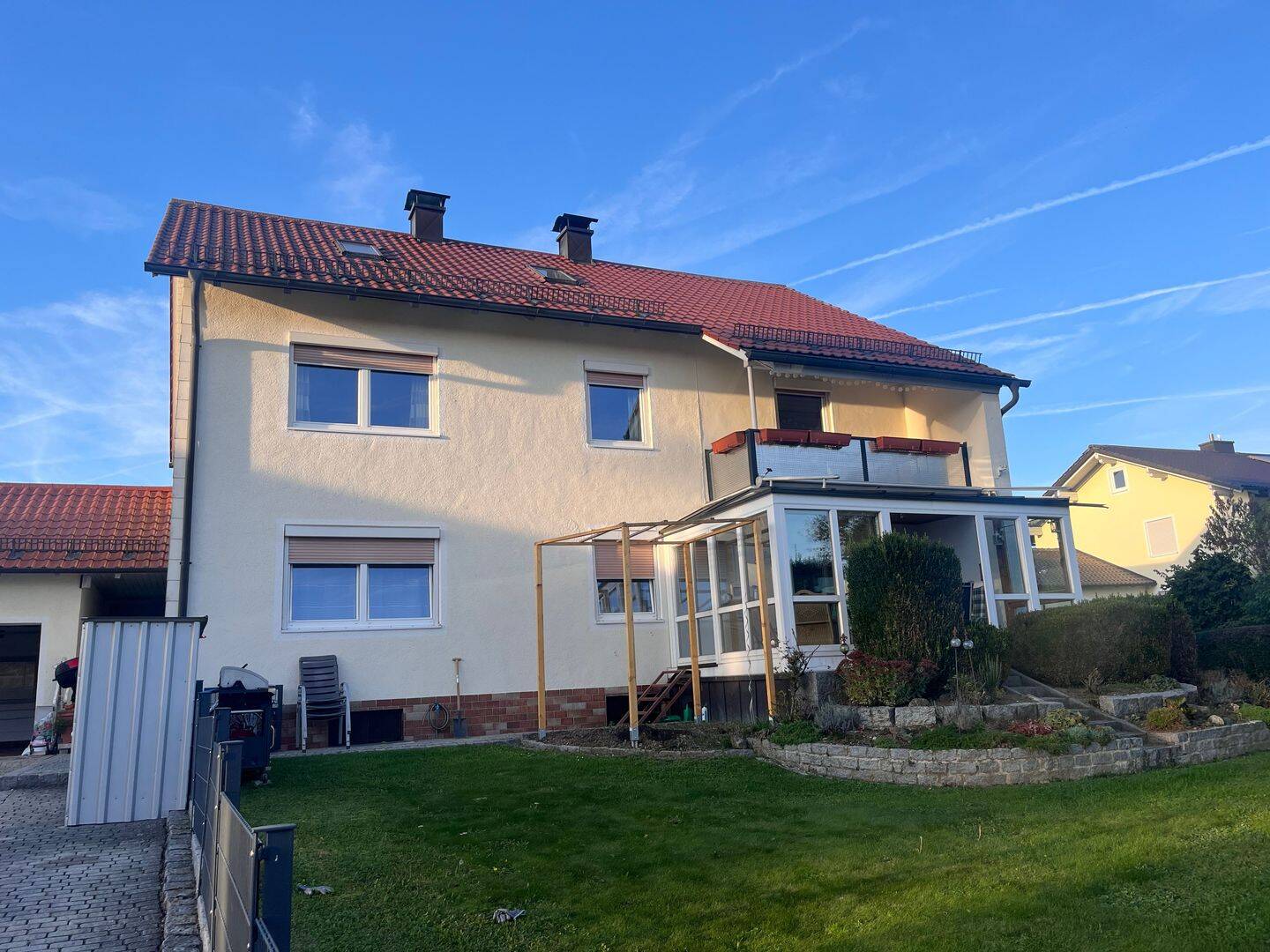 Gepflegte 3-Zi.-Wohnung im 1. Obergeschoss mit Balkon, 84144 Geisenhausen
