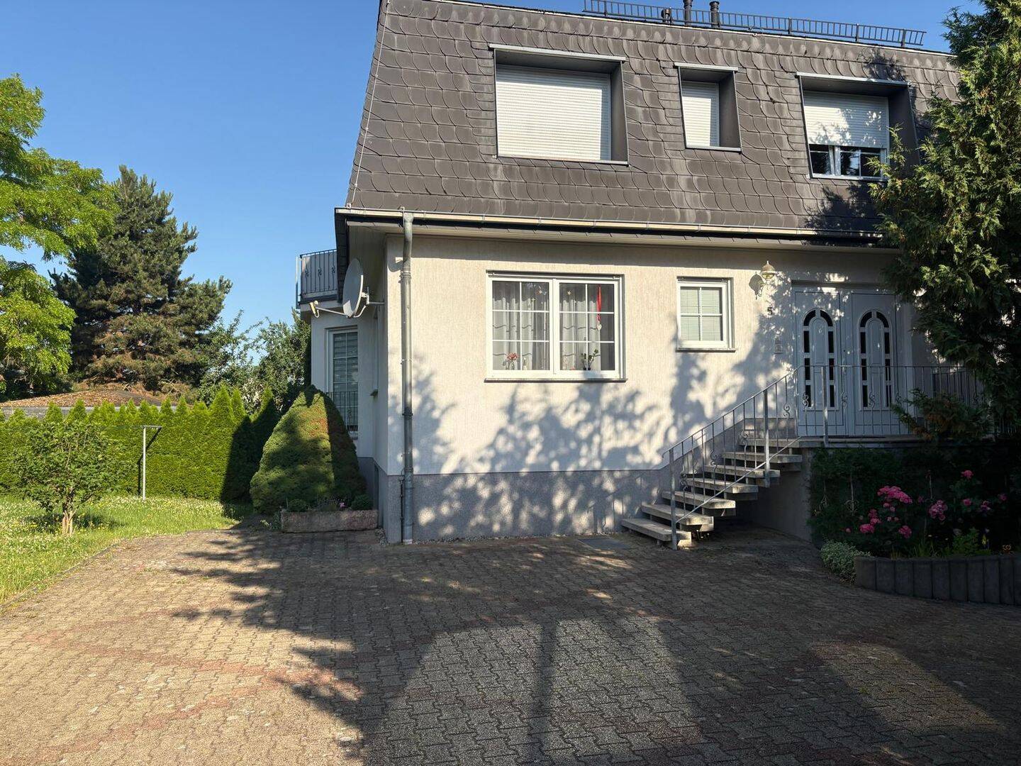 Stopp: renovierte 2,5-Zimmer Wohnung mit traumhaftem Ausblick, 4720 Döbeln