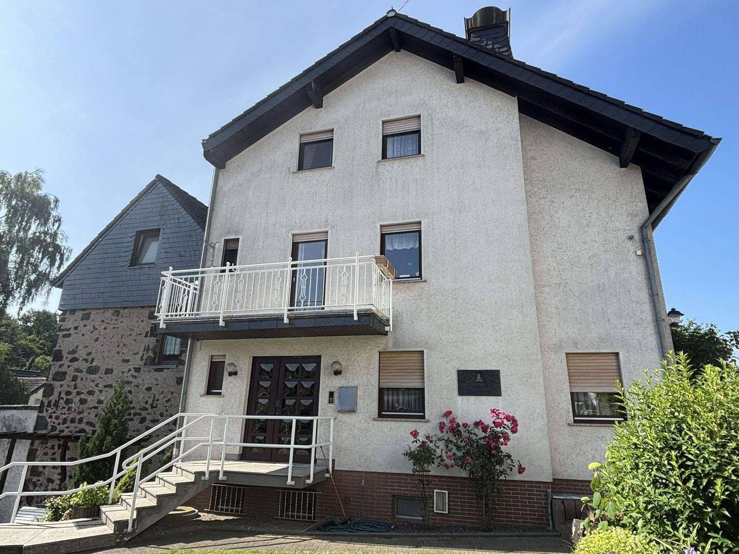 Gepflegtes Einfamilienhaus in Andernach – Eich, 56626 Andernach