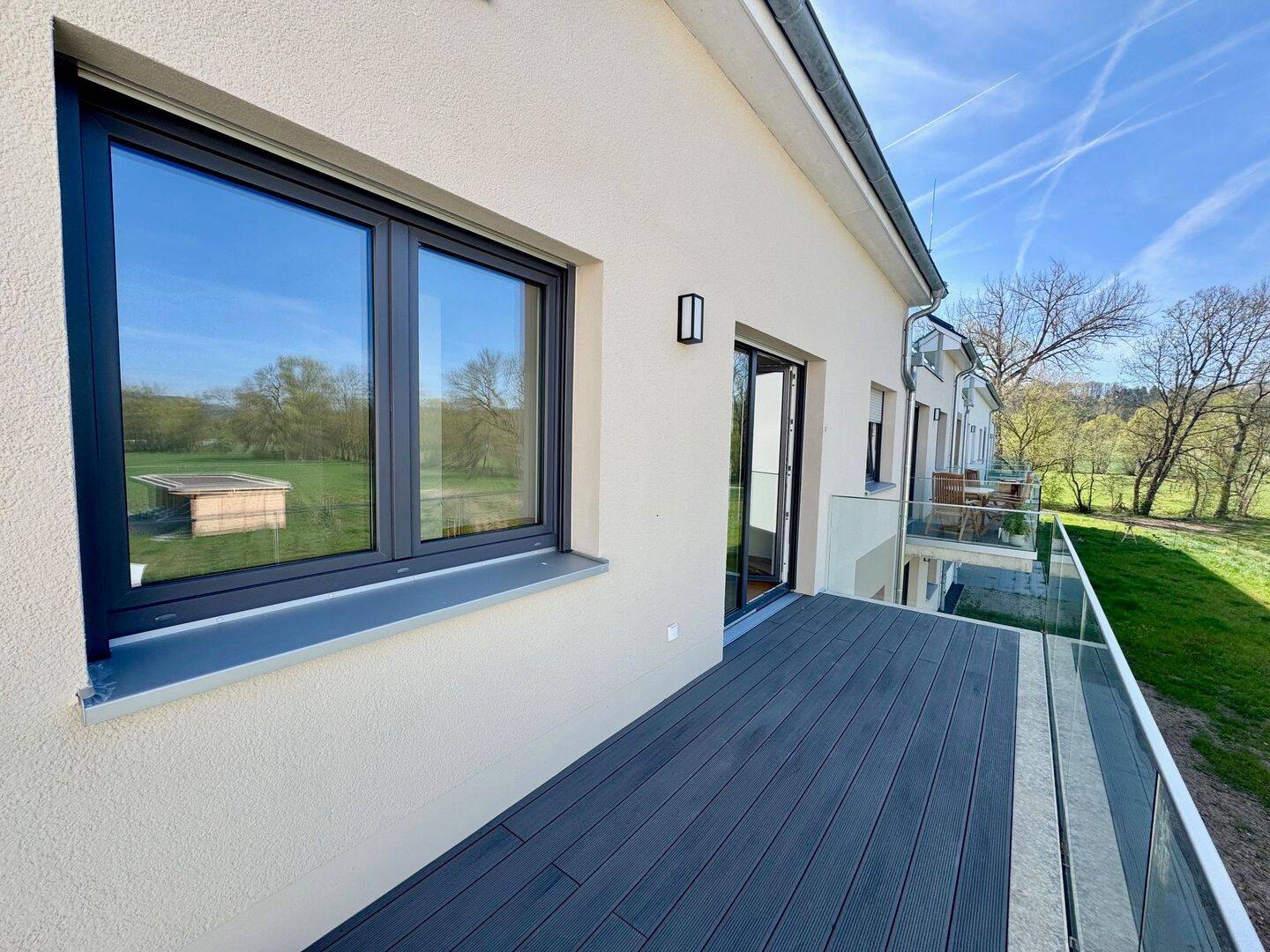 Gemütliche Dreizimmerwohnung in Nähe Klinikum mit eigenem Garten, Küche & Balkon, 7751 Sulza