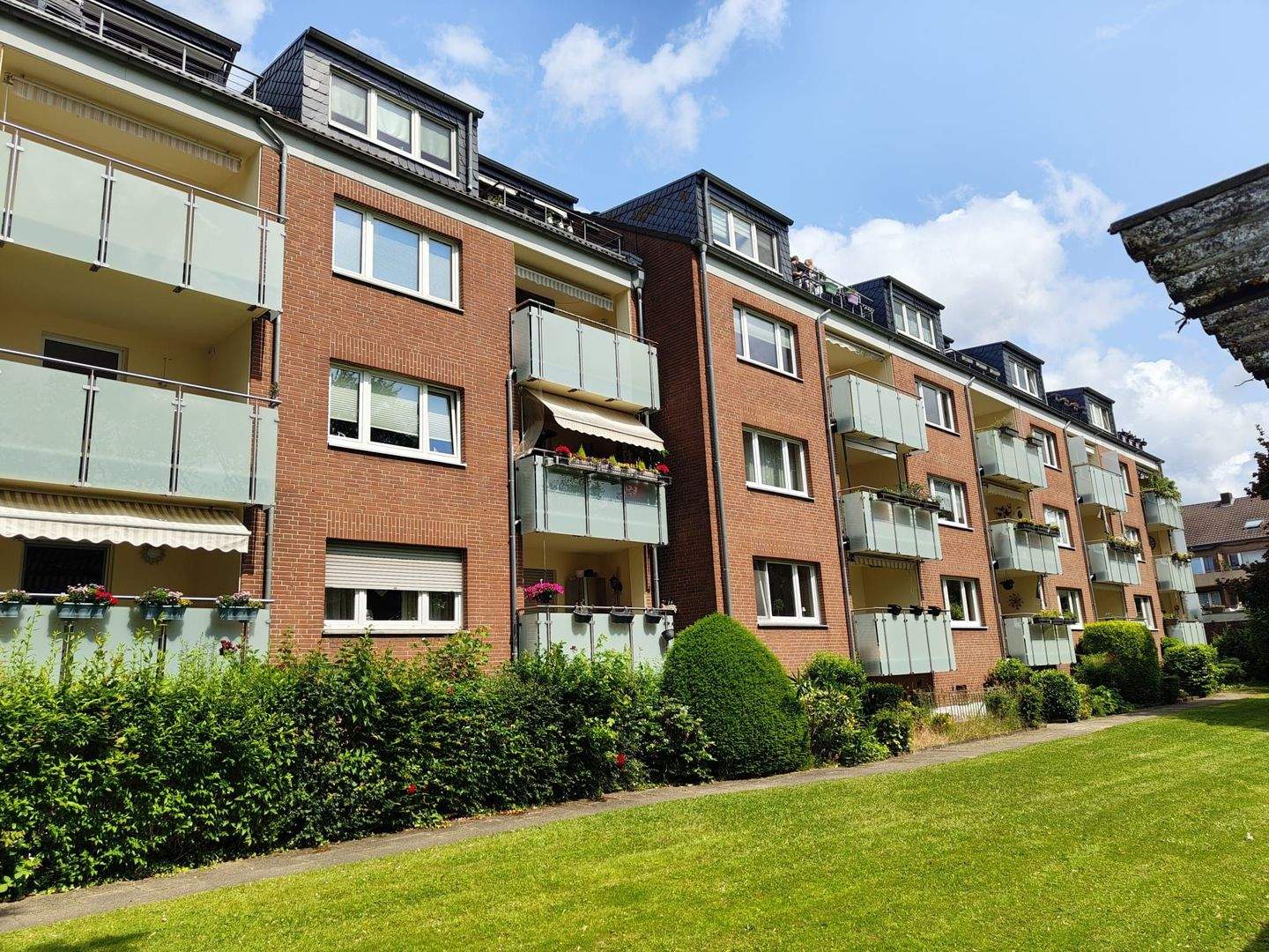 Jetzt an die Zukunft denken, Aufgepasst TOP ETW  3ZDBBalkon und idealer Raumaufteilung in bester Lage Oppum´s, 47809 Krefeld