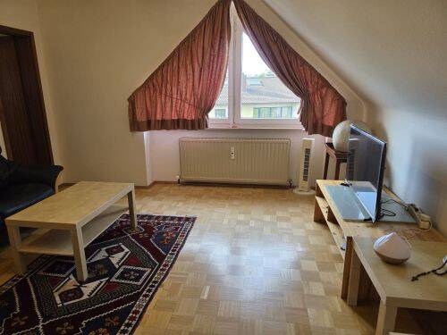 Originelle 2-Zimmer-Dachgeschoss-Eigentumwohnung in 97297 Waldbüttelbrunn bei Würzburg (ID10662), 97297 Waldbüttelbrunn