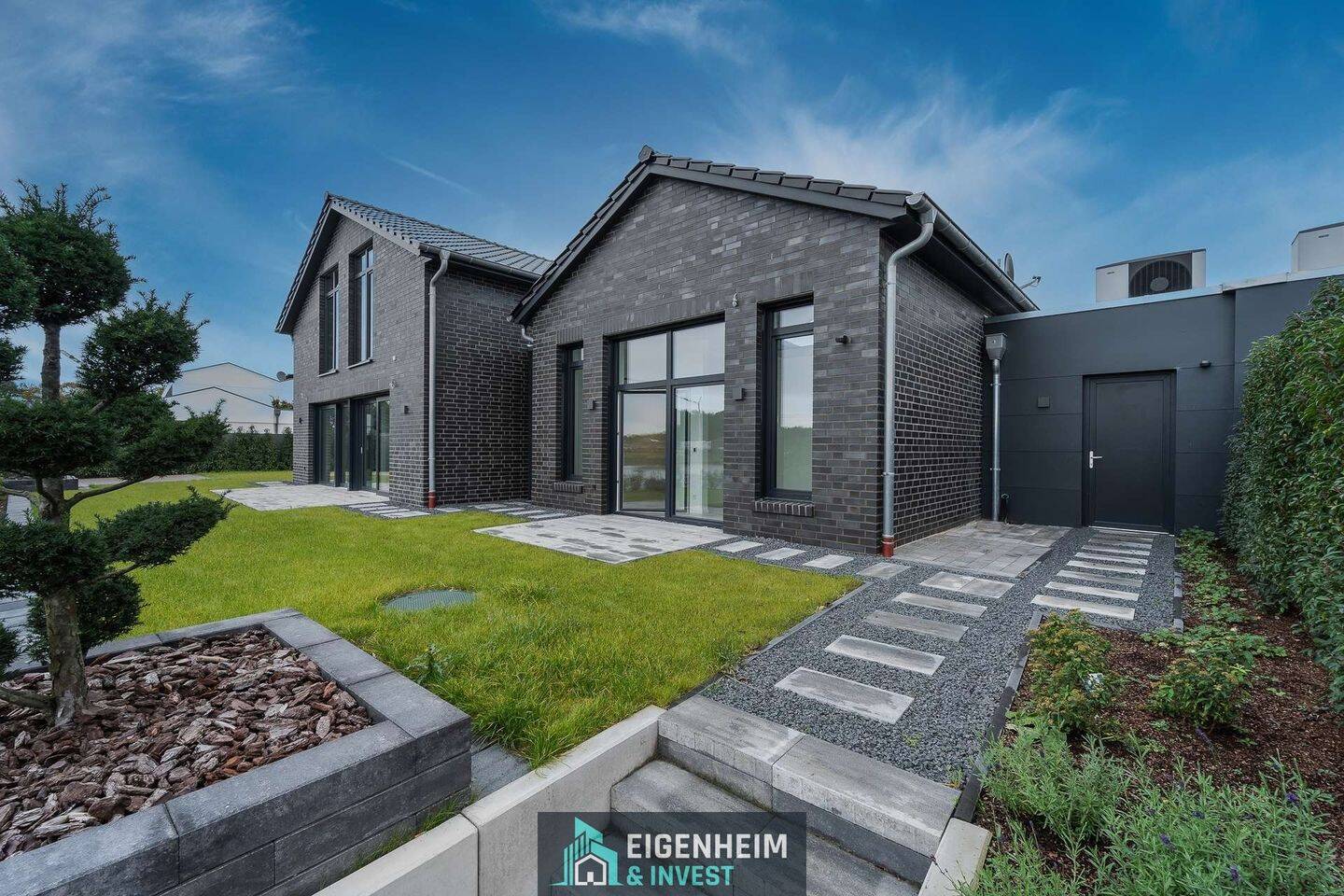Wundervoller Neubau in Herzlake mit Einliegerwohnung, 49770 Herzlake