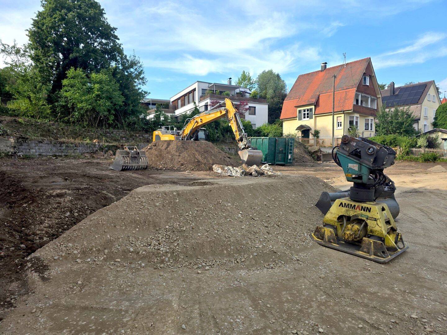 EXQUISITES LEBEN & ARBEITEN & BARRIEREFREI = 4,5 ZIMMER-GARTENWOHNUNG im „SCHILLER-QUARTIER“, 88239 Wangen im Allgäu