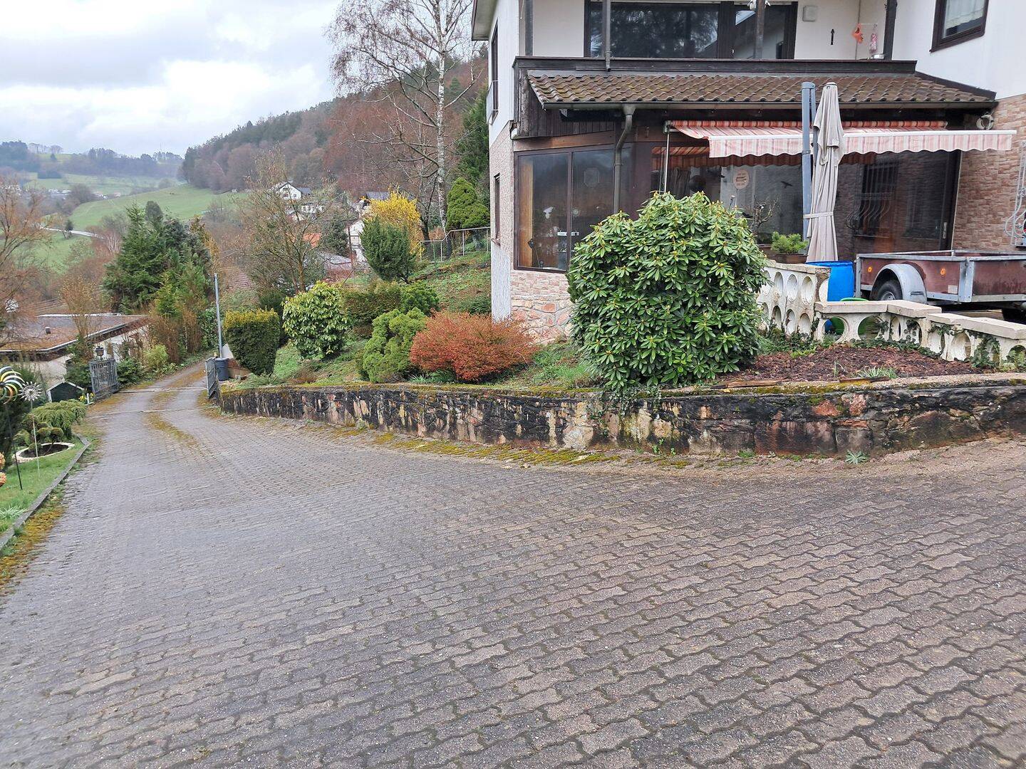 Großzügige Wohnung mit Garten zu vermieten., 69250 Schönau
