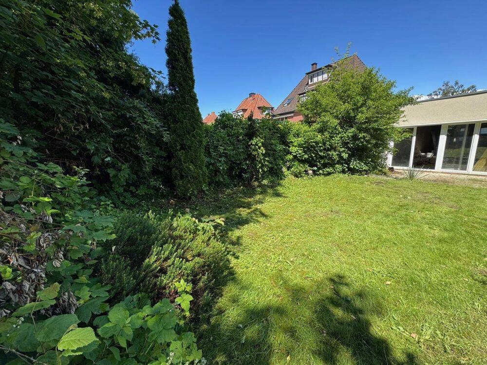 Beginn Modernisierung in Kürze – 75 qm – 2-Zimmer-ETW mit sep. Eingang und kleinem Garten im 6-Familienhaus am Schölerberg, 49082 Osnabrück (Kalkhügel Nahne Schölerberg Sutthausen)
