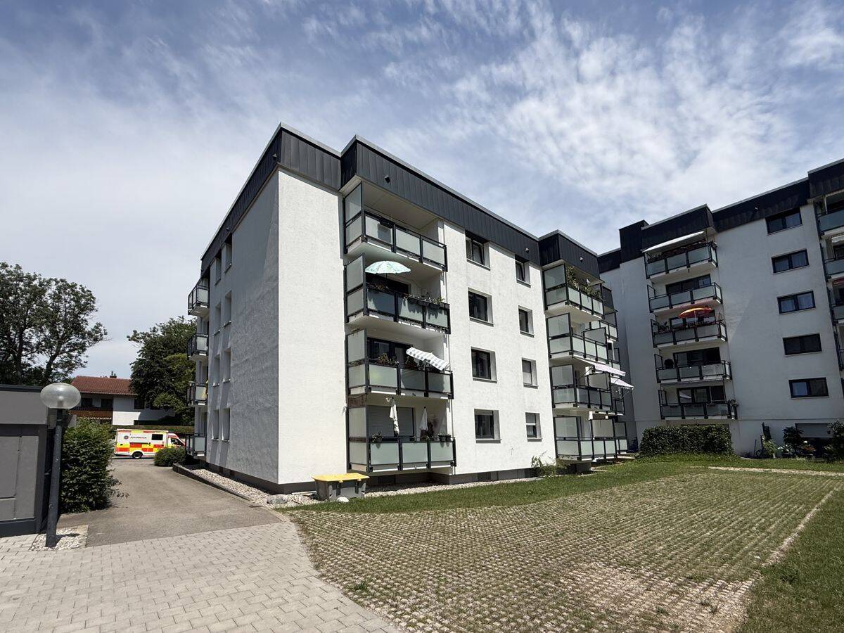 Erstbezug nach Sanierung – Freundliche, helle 4-Zimmer-Wohnung mit Südbalkon, 81737 München (Ramersdorf-Perlach)
