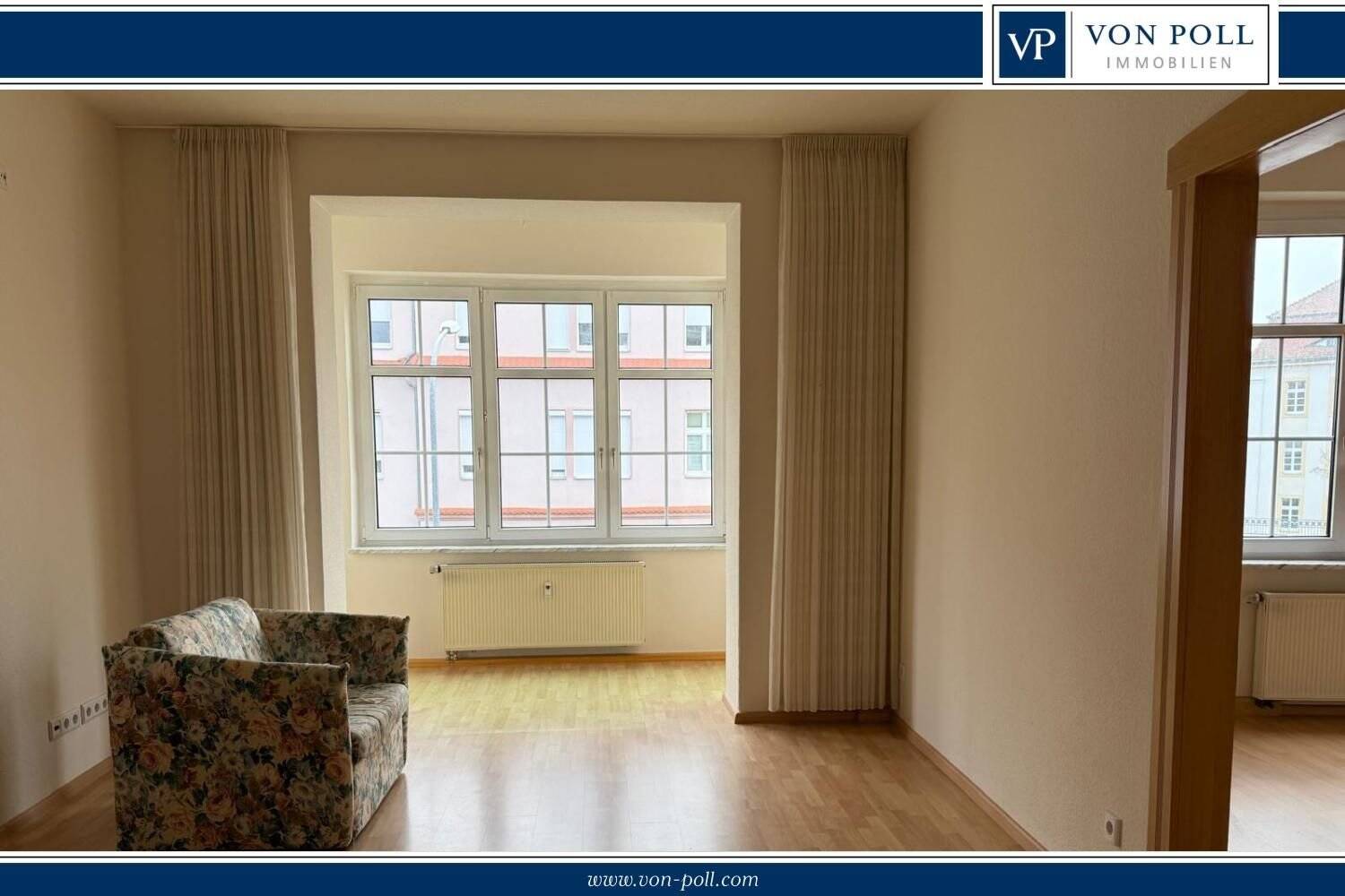 Charmante 4-Zimmer-Wohnung mit Balkon und Einbauküche, 2625 Bautzen