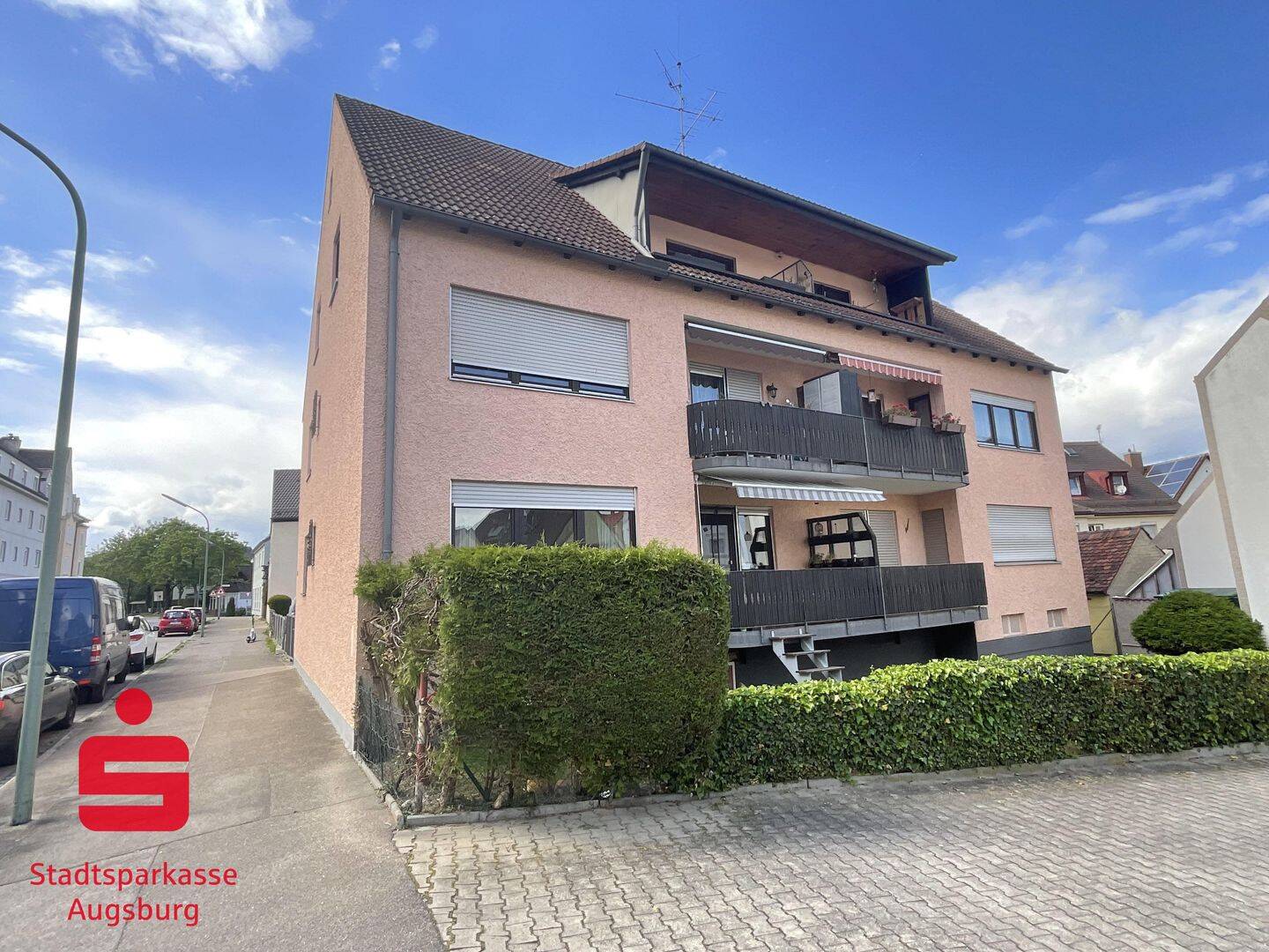 3-Zimmer-Wohnung mit Süd/Ost-Balkon, 86165 Augsburg (Lechhausen)
