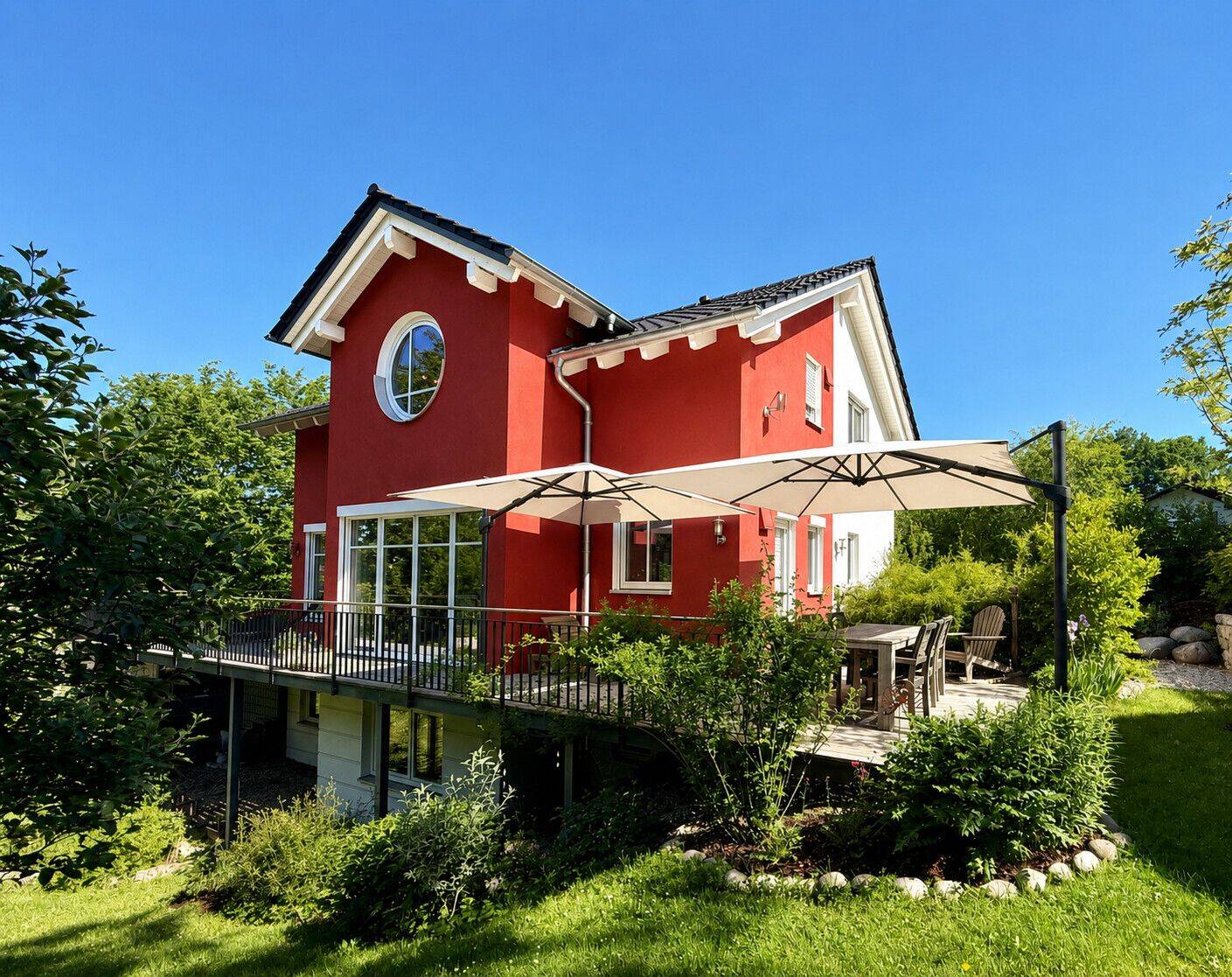 Energieeffizientes Architektenhaus mit Panoramaterrasse und freiem Blick ins Grüne, 93077 Bad Abbach