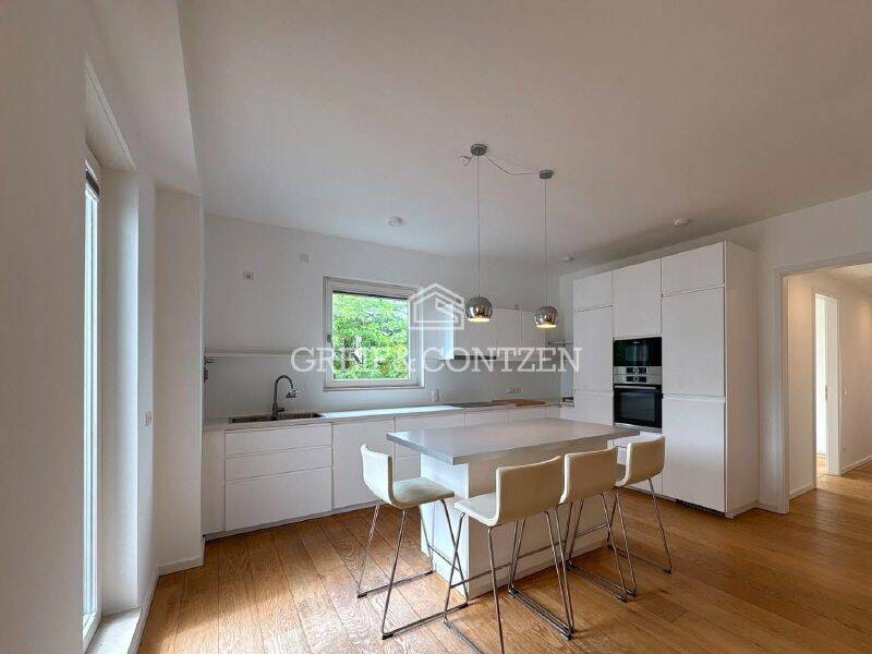 Familienfreundliche 4-Zimmer-Wohnung in Marienburg, 50968 Köln (Rodenkirchen)