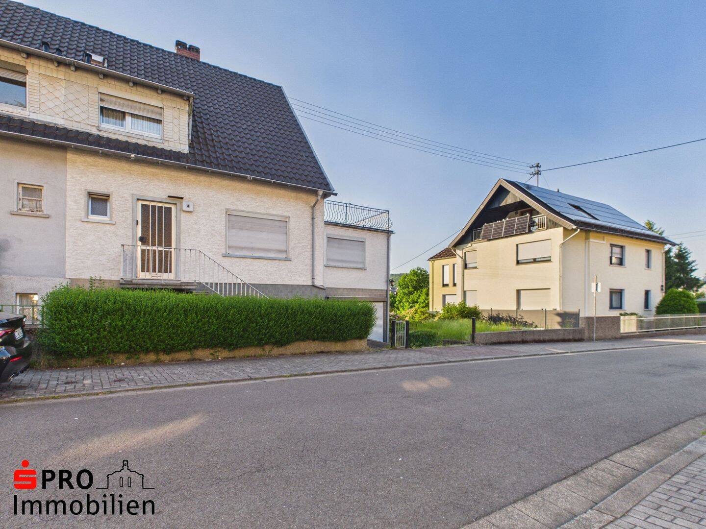Zweifamilienhaus mit Einliegerwohnung und großem Garten, 66287 Quierschied