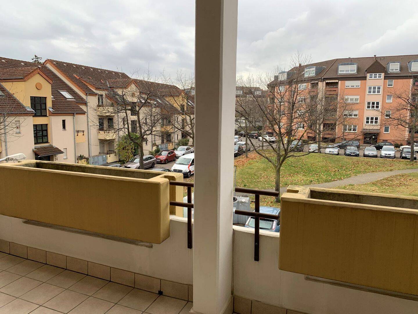 Helle 2-Zi-Whg.mit großer Loggia und Garage zum 01.10.2026 zu vermieten, 68167 Mannheim (Neckarstadt Wohlgelegen)