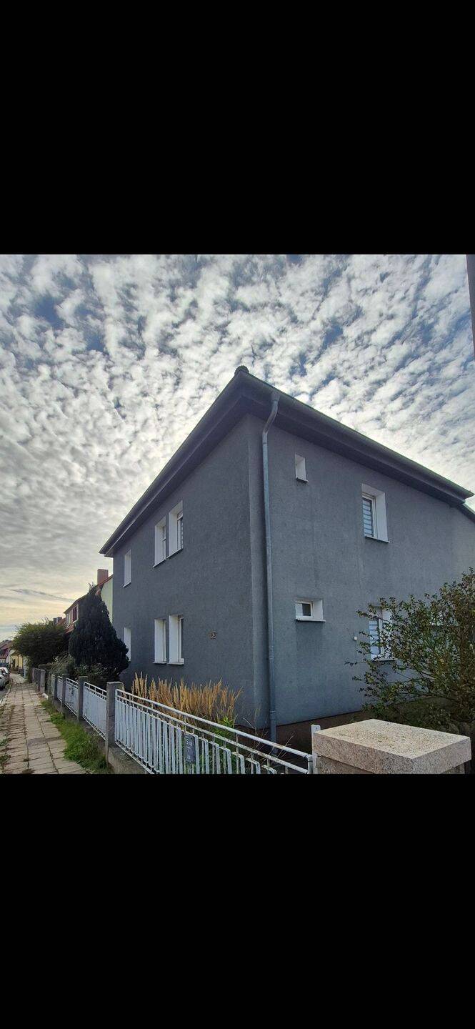 image-72560467
