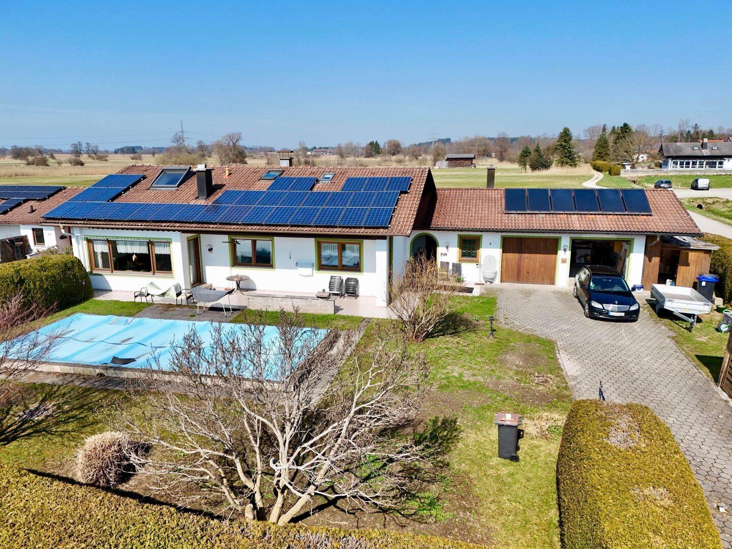 Sonniges Bungalow mit traumhafter Kulisse in Grabenstätt, 83355 Grabenstätt