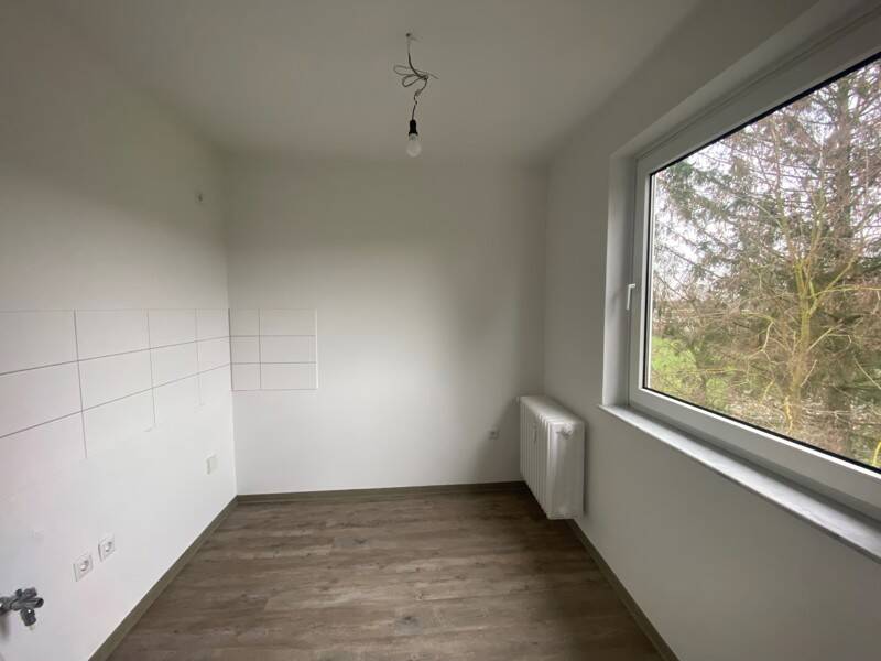 Helle 1-Zimmer-Wohnung mit Balkon, 28309 Bremen (Hemelingen Sebaldsbrück)