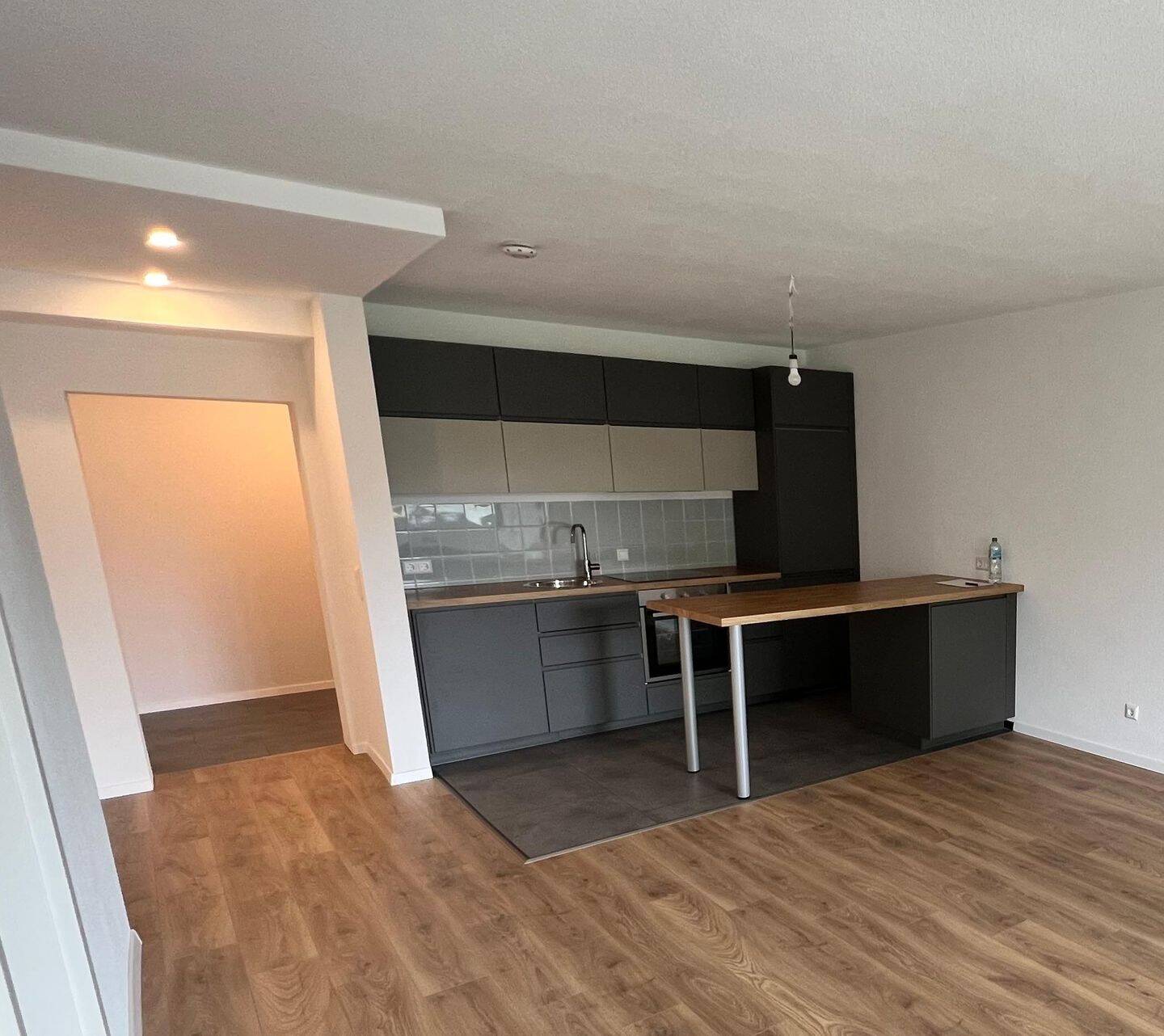 Moderne renovierte 2-Zimmerwohnung / Wellnessbereich, 89551 Königsbronn