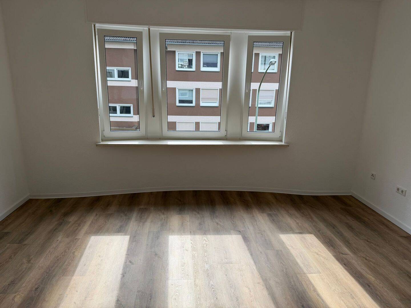 Modernisierte 2‑Zimmer‑Wohnung mit neuem Bad und erneuerter Elektrik in Essen‑Frohnhausen, 45144 Essen (Frohnhausen)