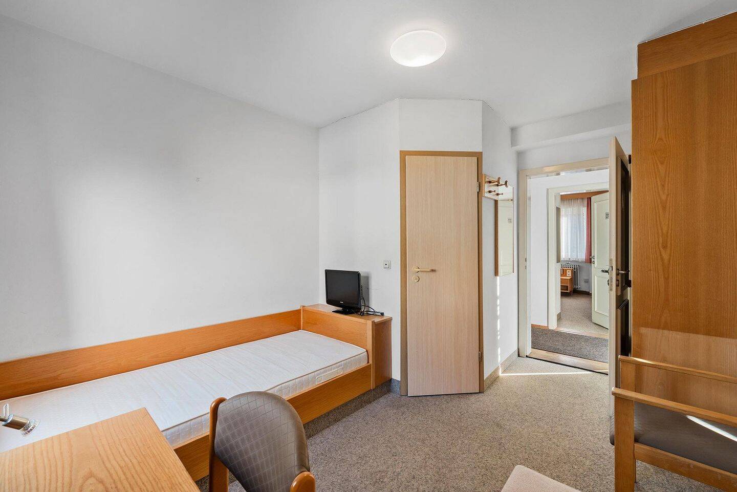 Möbliertes Wohnen auf Zeit in einer Pension, 81479 München (Thalk. Obersendl.-Forsten-Fürstenr.-Solln)