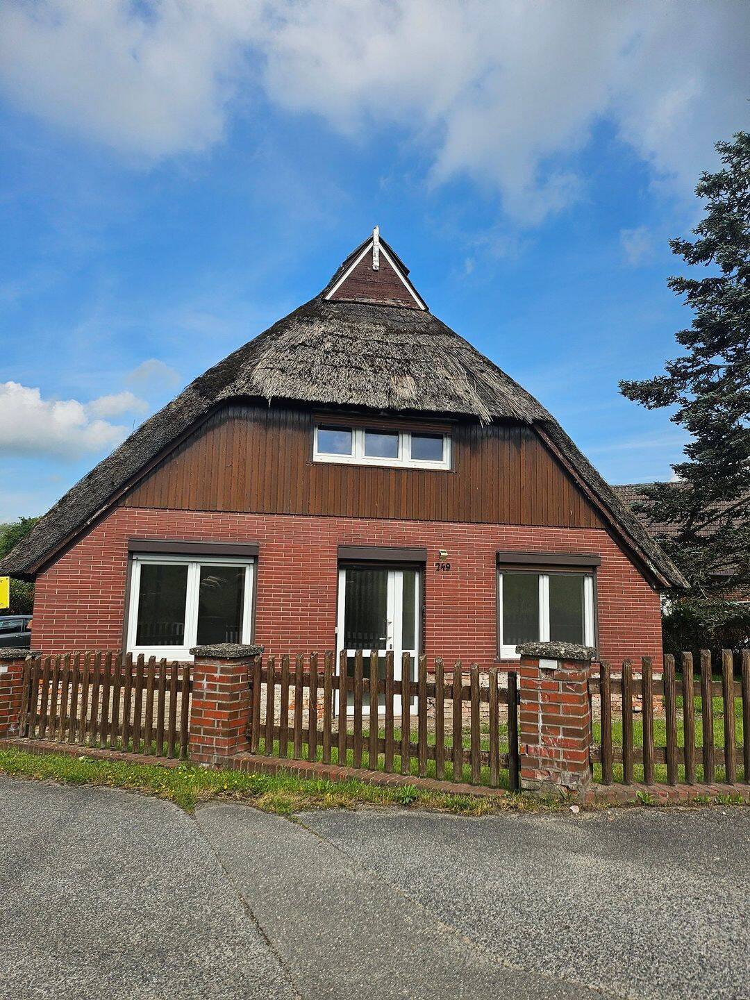 Charmantes Reetdachhaus in Berne-Badenfleth, 27804 Berne
