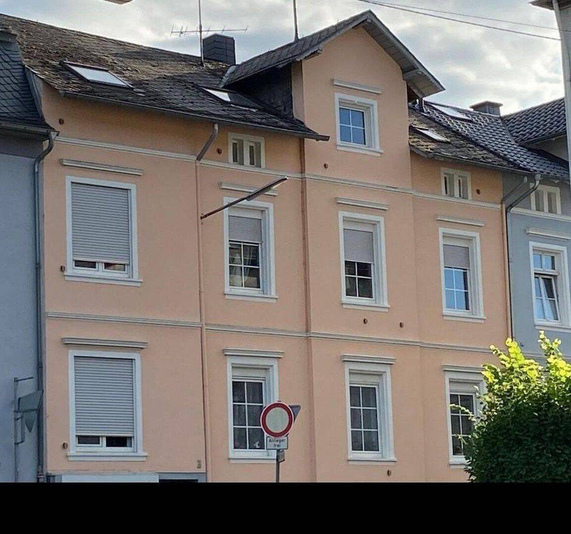 Mehrfamilienhaus mit 5 Wohneinheiten, zusätzlichem Bauplatz/Garten in Boppard-Stadt, 56154 Boppard