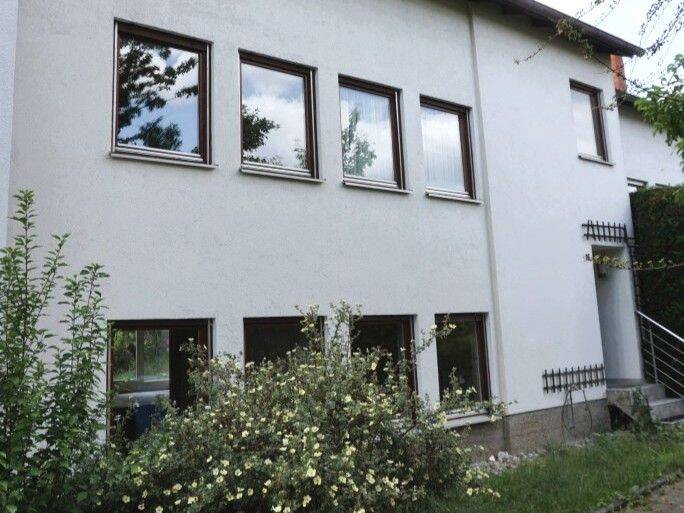 Split-Level-Haus mit Potenzial Nbg. – Eibach, 90451 Nürnberg (Eibach Hafen Maiach Reichelsdorf Röthenbach bei Schweinau)