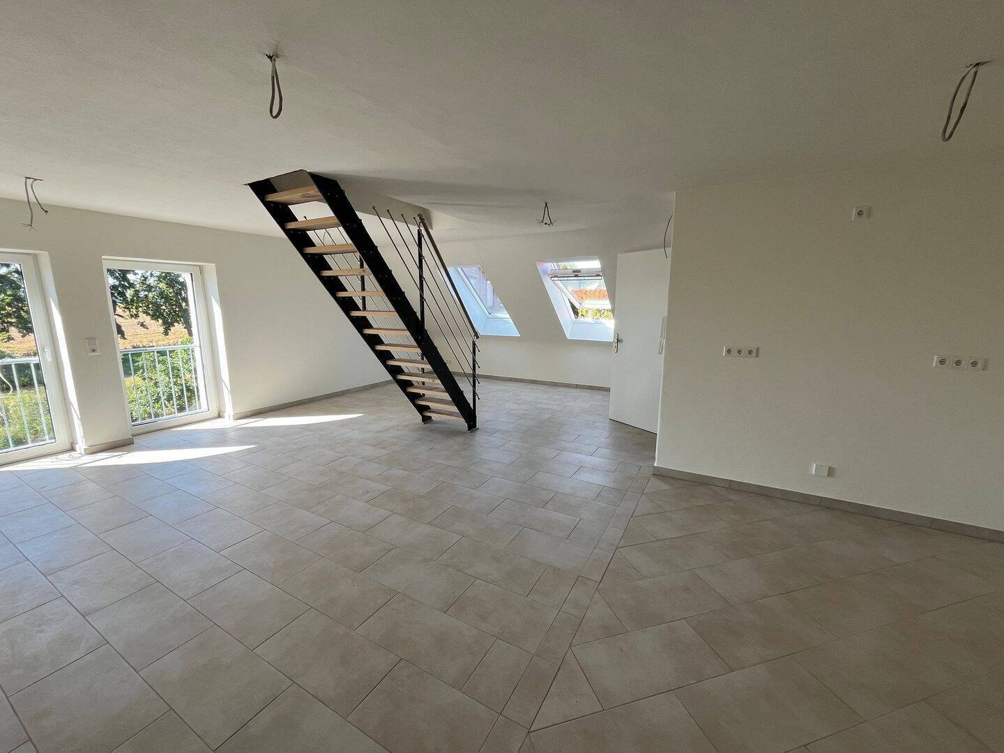 ERSTBEZUG: Maisonette Wohnung mit großer Abstellfläche, 59514 Welver