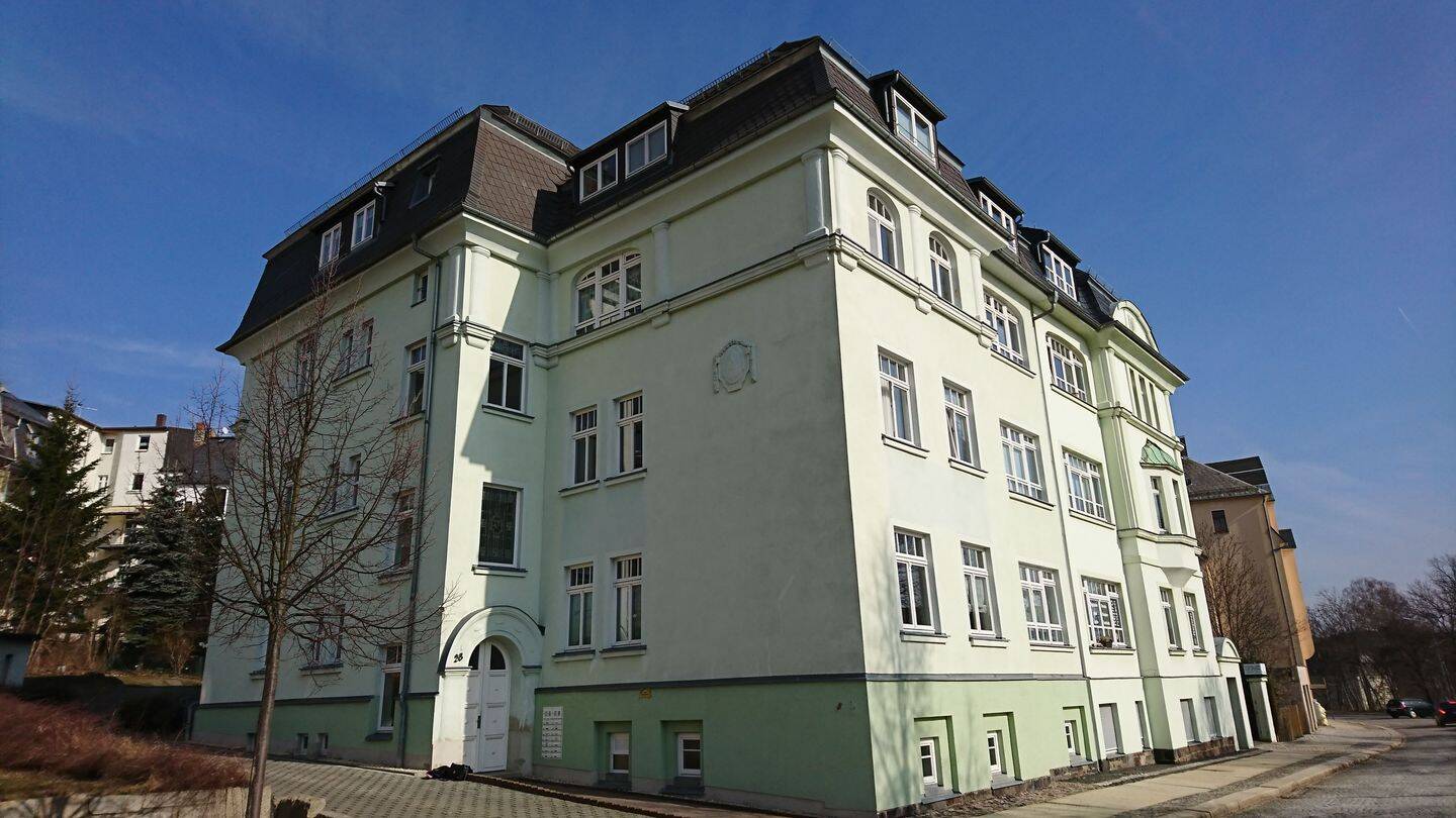 Bezugs- und provisionsfreie 2-Zimmer-ETW im Jugendstilhaus mit Balkon und Stellplatz, 8468 Reichenbach im Vogtland